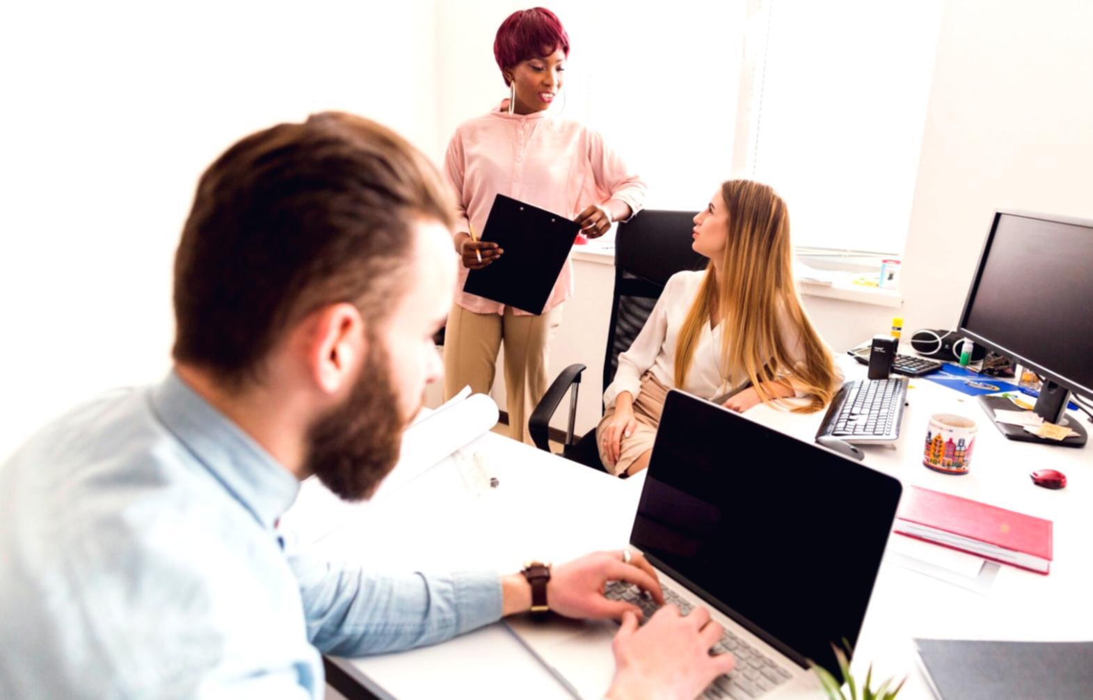 Процесс обучения анализу конкурентов